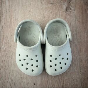 Crocs Toddler Classic Clog in Mint Tint Size 5C